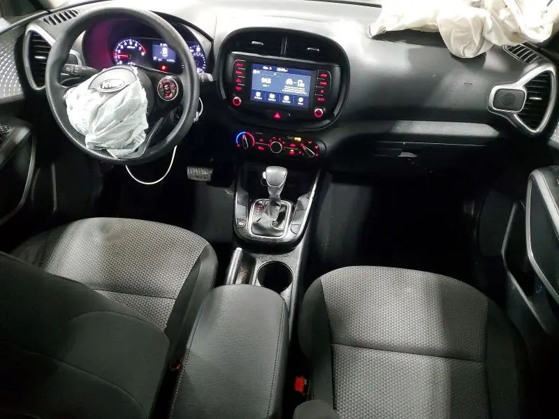 2020 KIA SOUL LX  