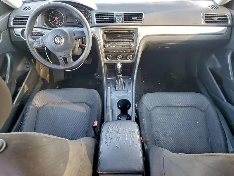 2014 VOLKSWAGEN PASSAT S  