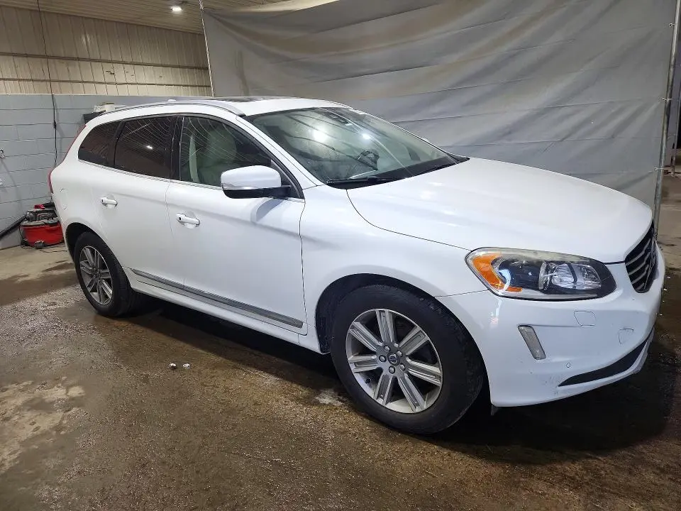 2017 VOLVO XC60 T5 INSCRIPTION  