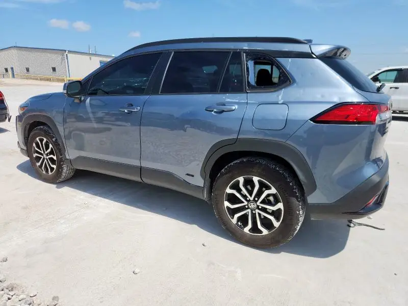2023 TOYOTA COROLLA CROSS LE  