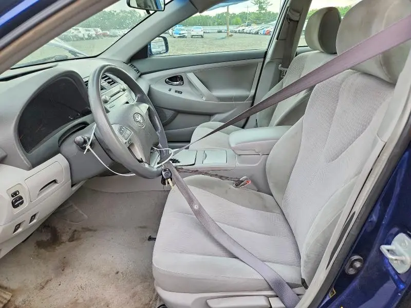 2010 TOYOTA CAMRY BASE  