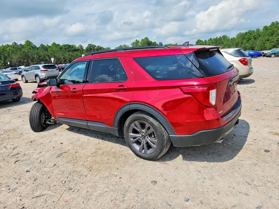 2023 FORD EXPLORER XLT  