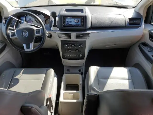 2012 VOLKSWAGEN ROUTAN SE  