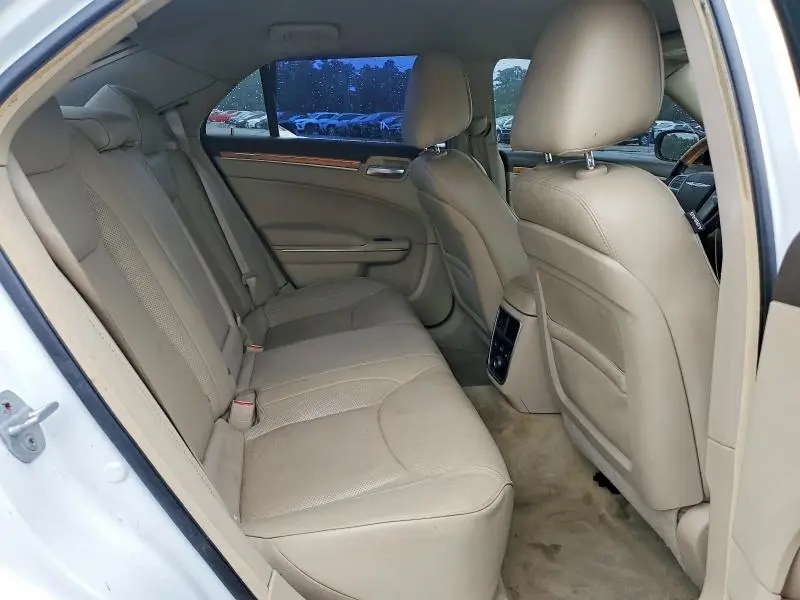 2012 CHRYSLER 300 LIMITED  