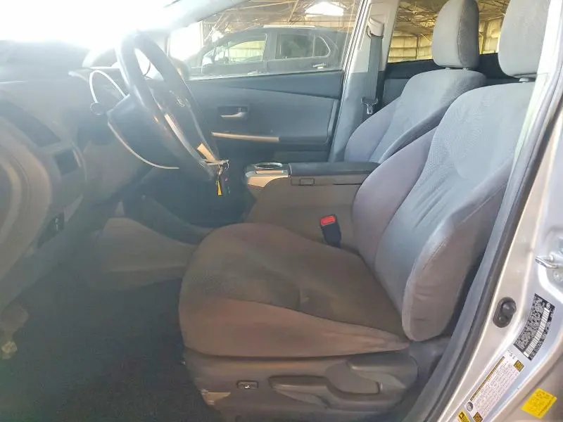 2014 TOYOTA PRIUS V THREE  
