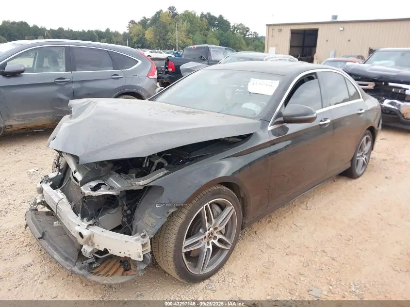 2017 MERCEDES-BENZ E 300  