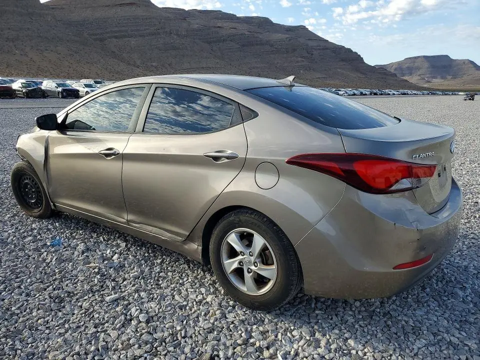 2014 HYUNDAI ELANTRA SE  