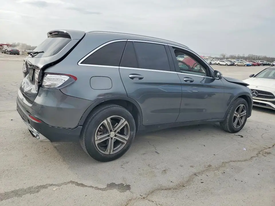 2016 MERCEDES-BENZ GLC 300  