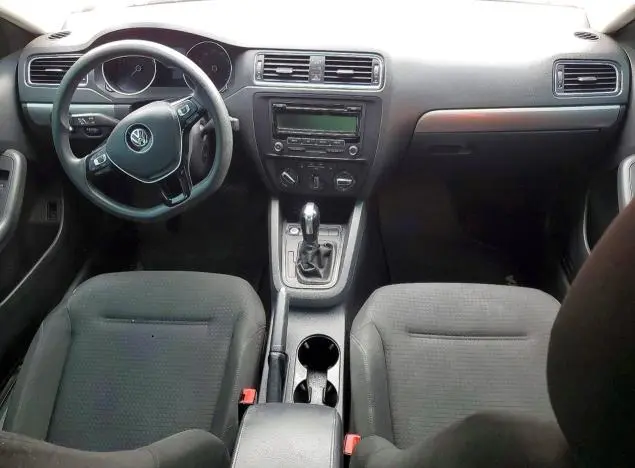 2015 VOLKSWAGEN JETTA SE  
