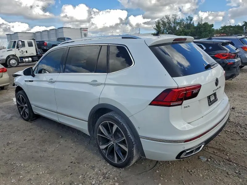 2022 VOLKSWAGEN TIGUAN SEL R-LINE  