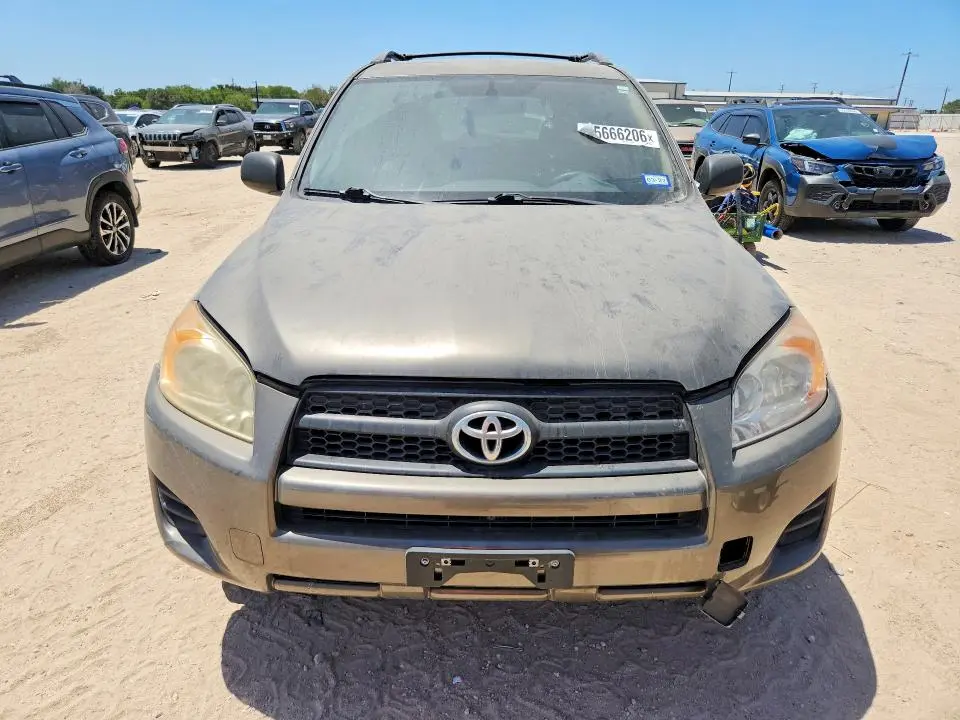 2011 TOYOTA RAV4 BASE  