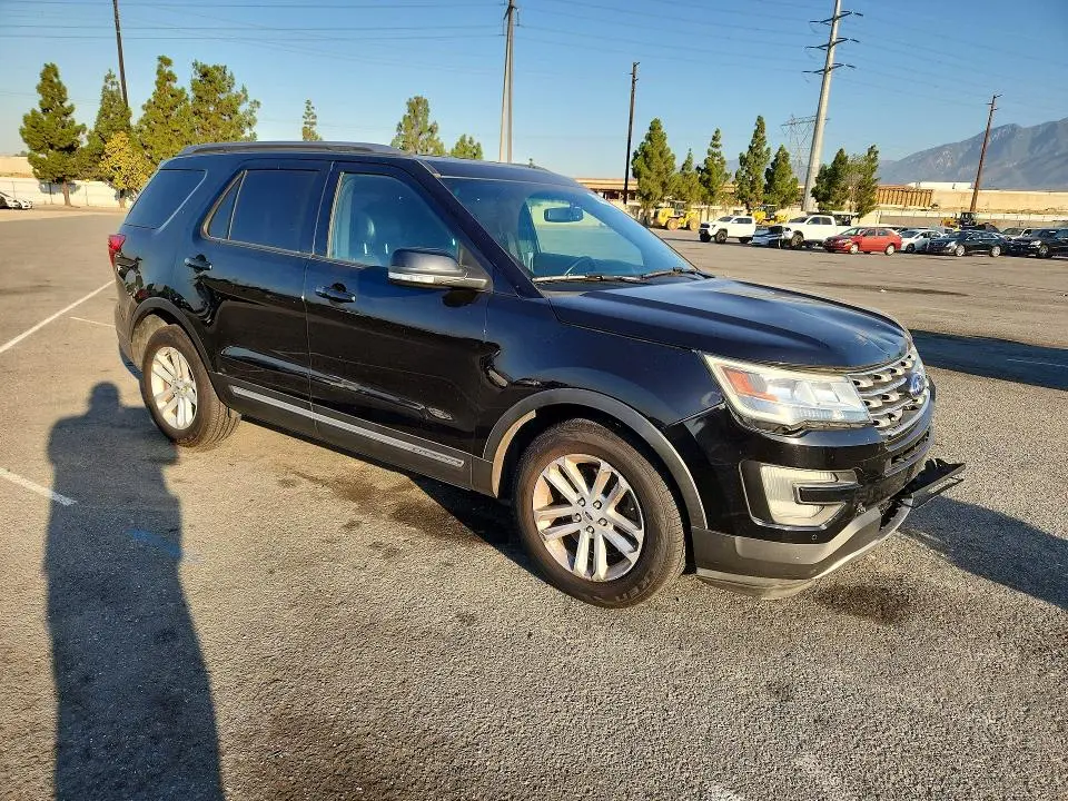 2016 FORD EXPLORER XLT  