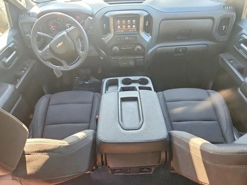 2025 CHEVROLET SILVERADO C1500 CUSTOM  