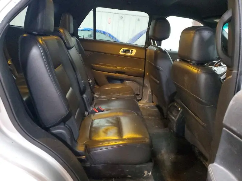 2015 FORD EXPLORER XLT  