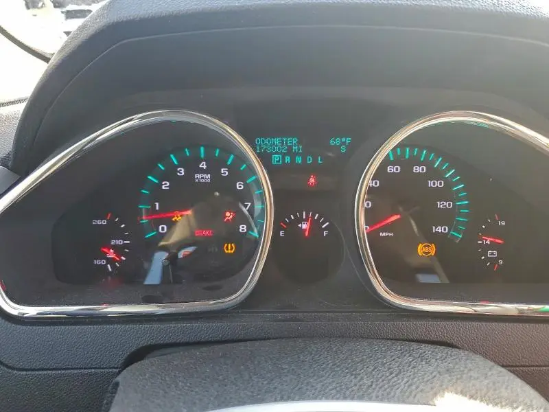 2011 CHEVROLET TRAVERSE LT  