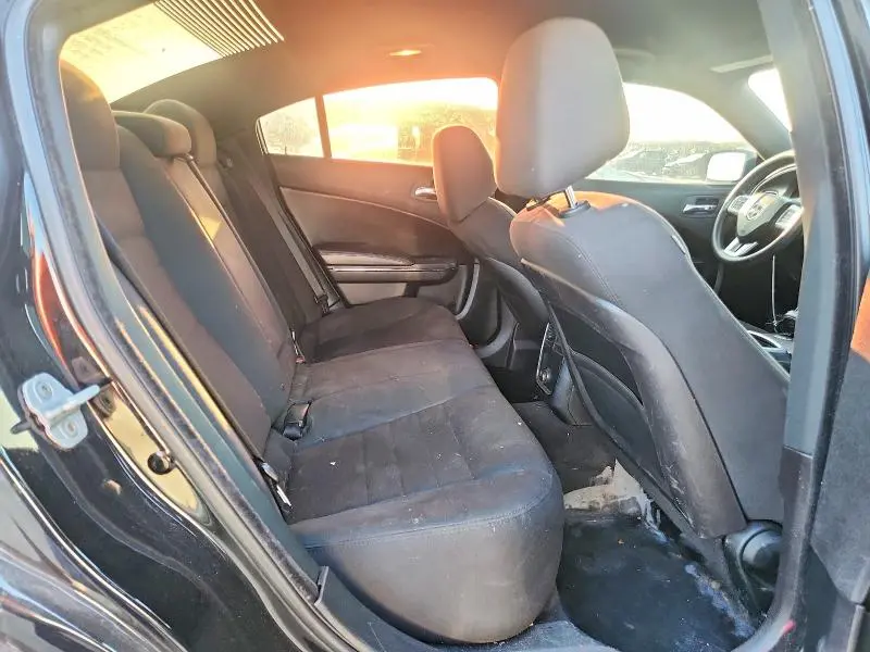 2013 DODGE CHARGER SE  