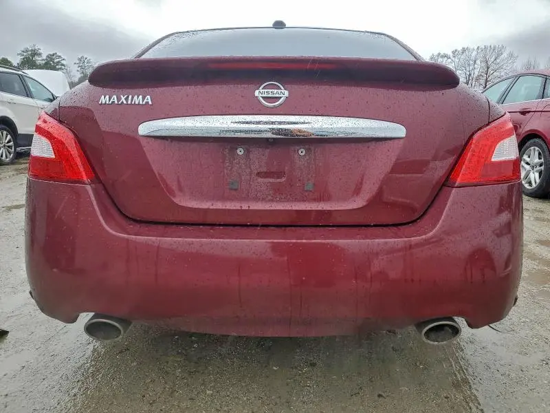 2011 NISSAN MAXIMA S  