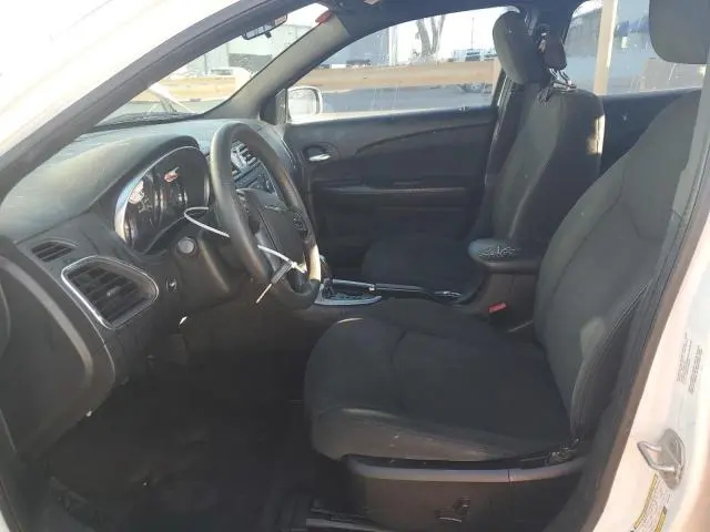 2011 CHRYSLER 200 LX  