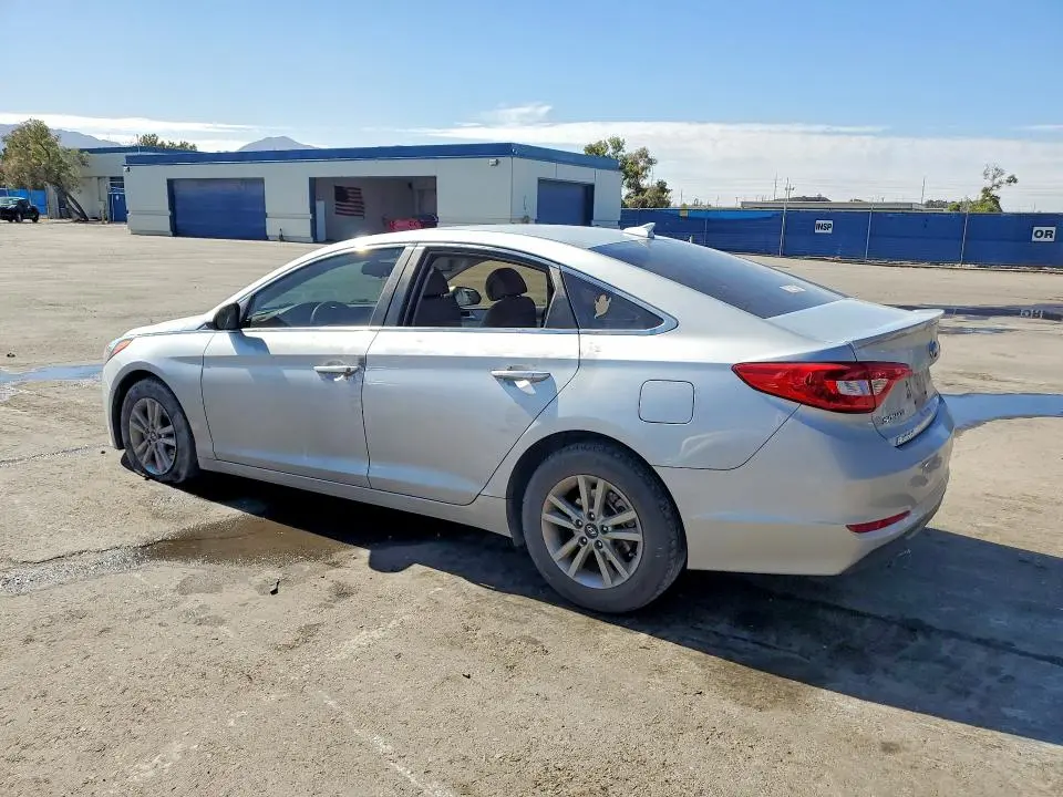 2015 HYUNDAI SONATA SE  