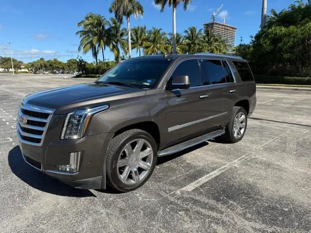 2020 CADILLAC ESCALADE LUXURY  