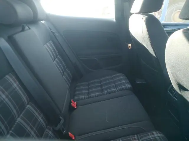 2012 VOLKSWAGEN GTI   