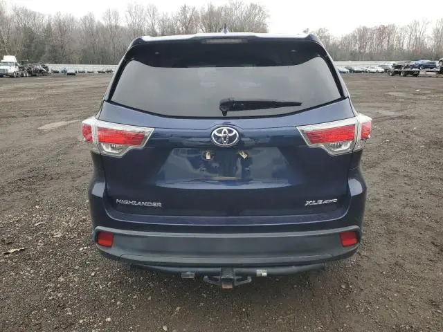 2016 TOYOTA HIGHLANDER XLE  