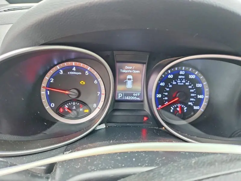2013 HYUNDAI SANTA FE GLS  