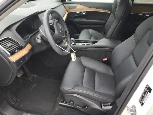 2024 VOLVO XC90 PLUS  