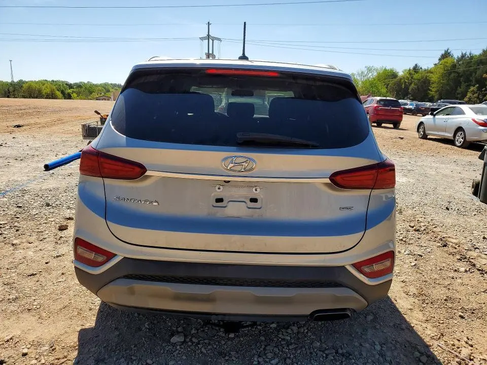 2020 HYUNDAI SANTA FE SE  