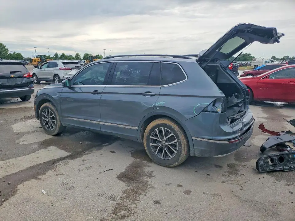 2020 VOLKSWAGEN TIGUAN SE  