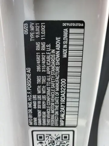 2024 PORSCHE CAYENNE S  