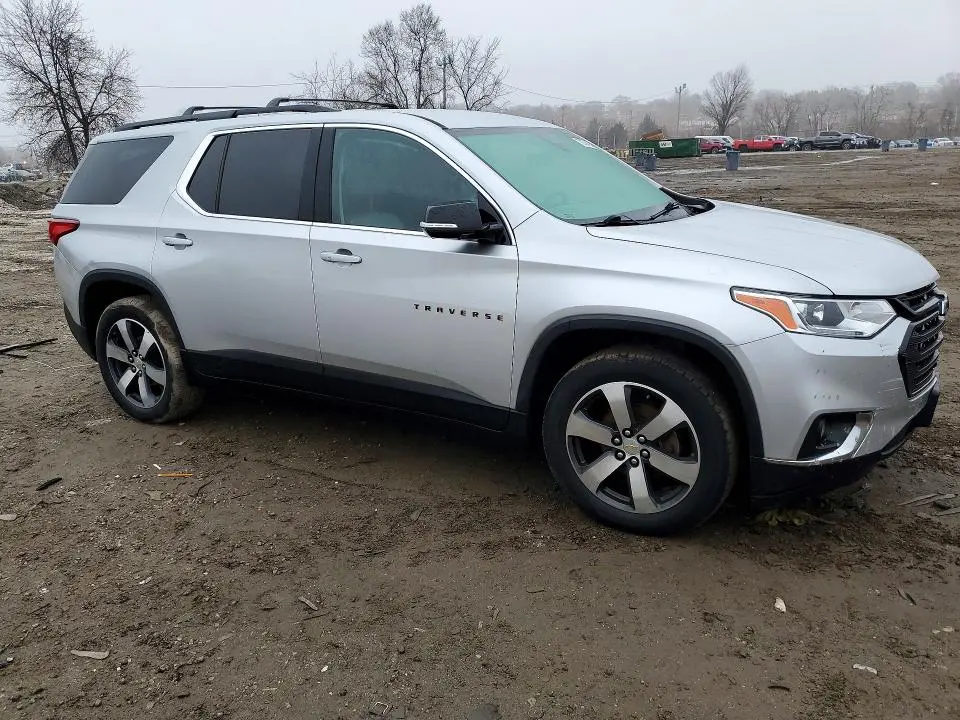 2020 CHEVROLET TRAVERSE LT  
