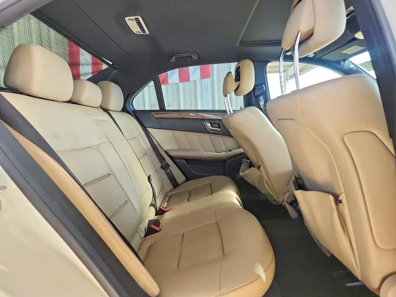 2011 MERCEDES-BENZ E 350  