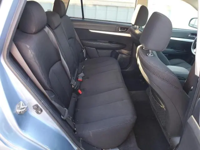 2010 SUBARU OUTBACK 2.5I PREMIUM  