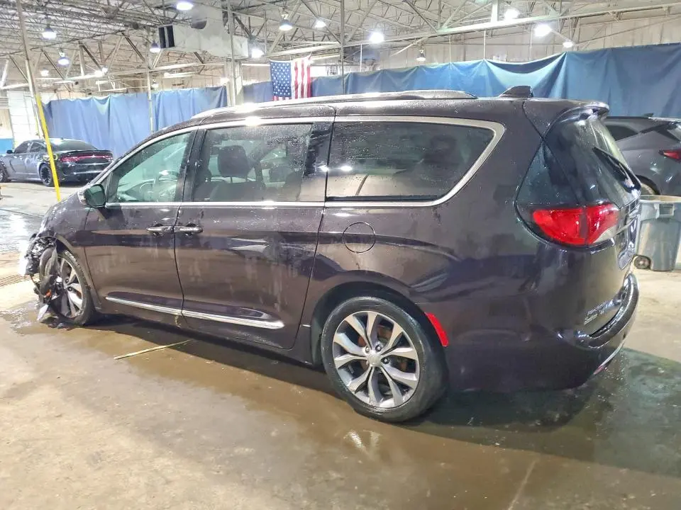 2019 CHRYSLER PACIFICA LIMITED  