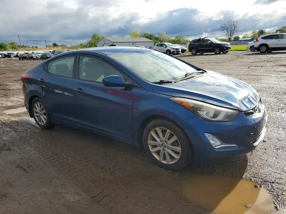 2014 HYUNDAI ELANTRA SE  