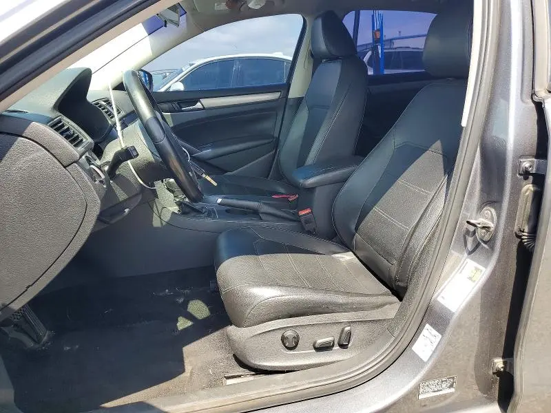 2014 VOLKSWAGEN PASSAT S  