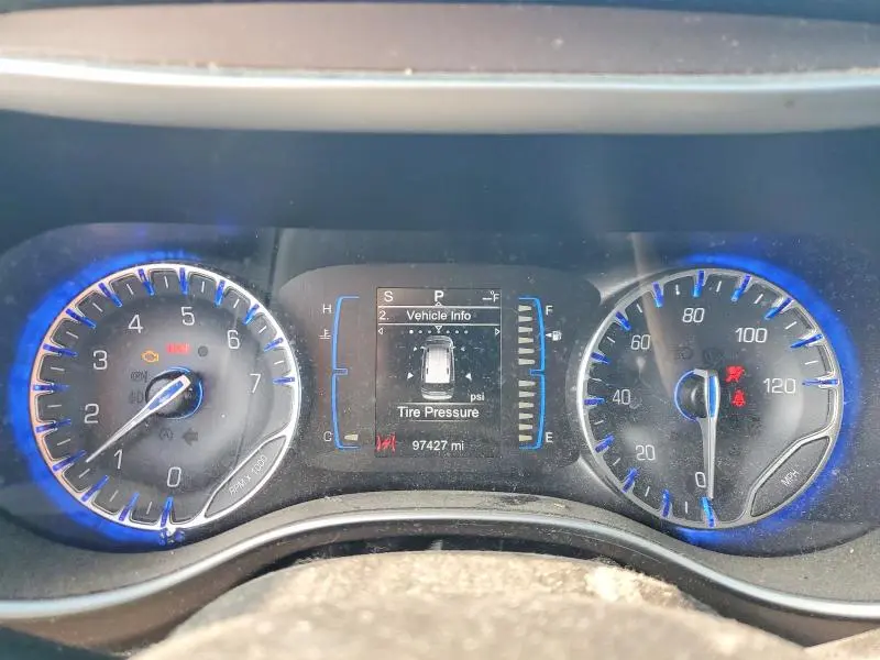 2017 CHRYSLER PACIFICA LX  
