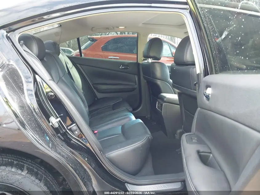 2011 NISSAN MAXIMA 3.5 SV