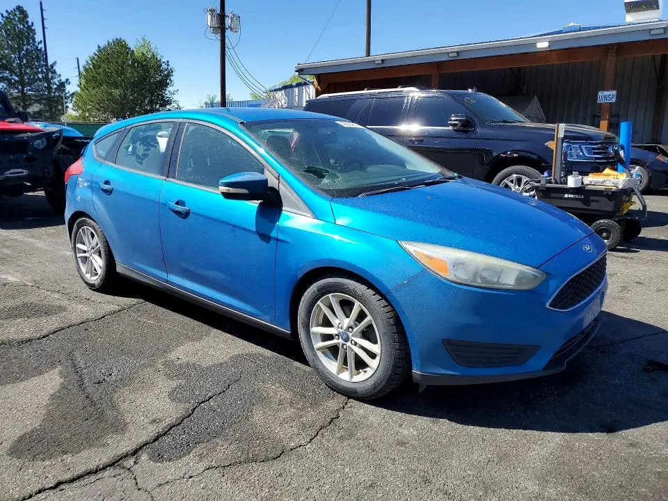 2016 FORD FOCUS SE  