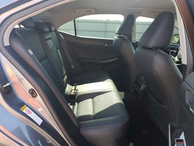 2016 LEXUS IS 300  