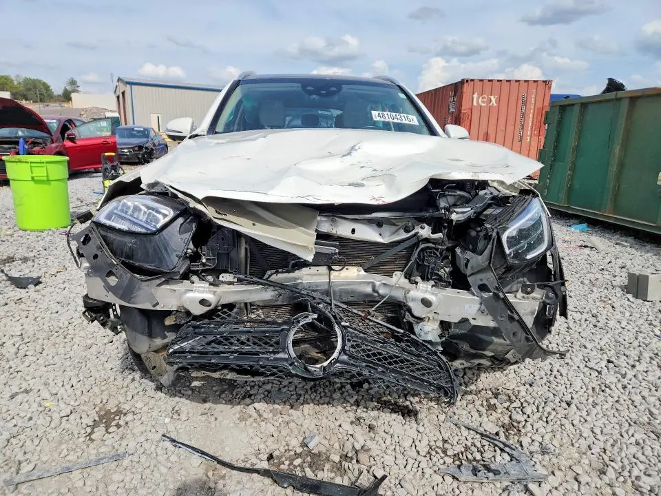 2021 MERCEDES-BENZ GLC 300  