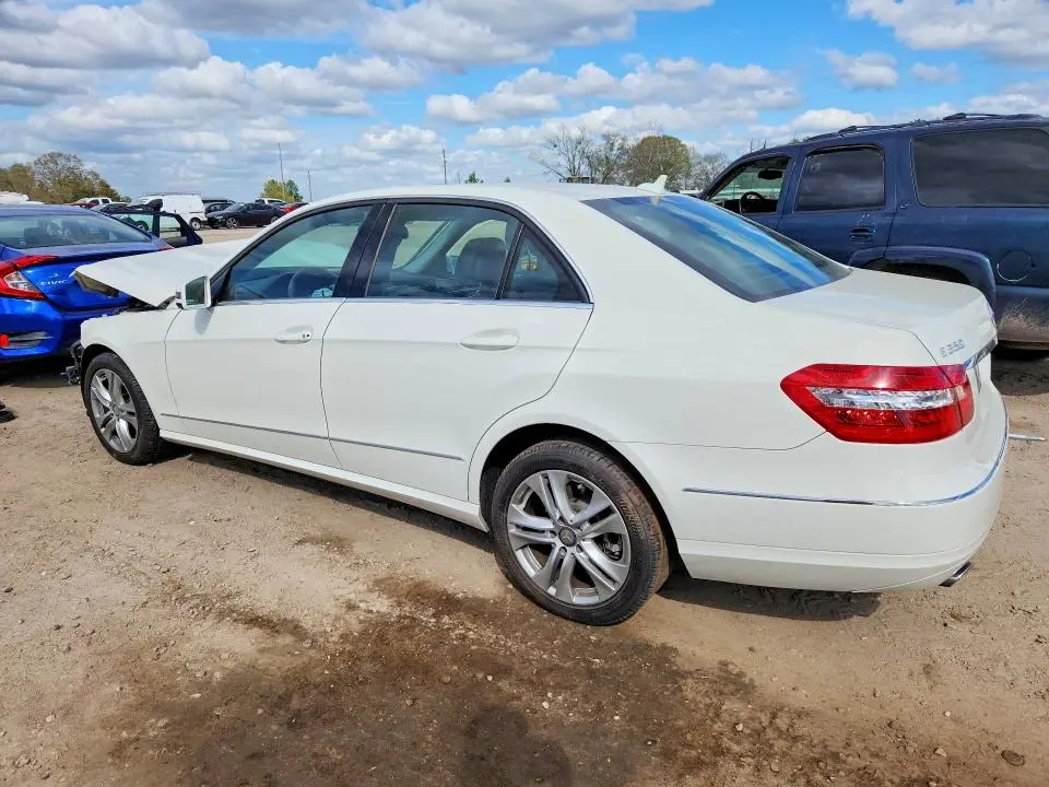 2011 MERCEDES-BENZ E 350  
