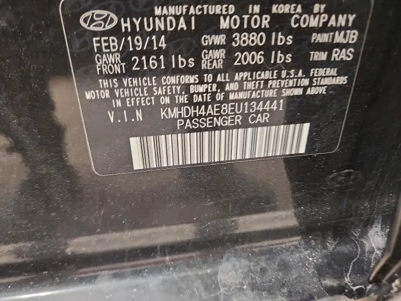 2014 HYUNDAI ELANTRA SE  