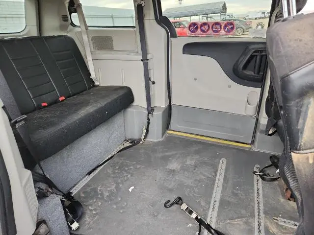 2014 DODGE GRAND CARAVAN SE  