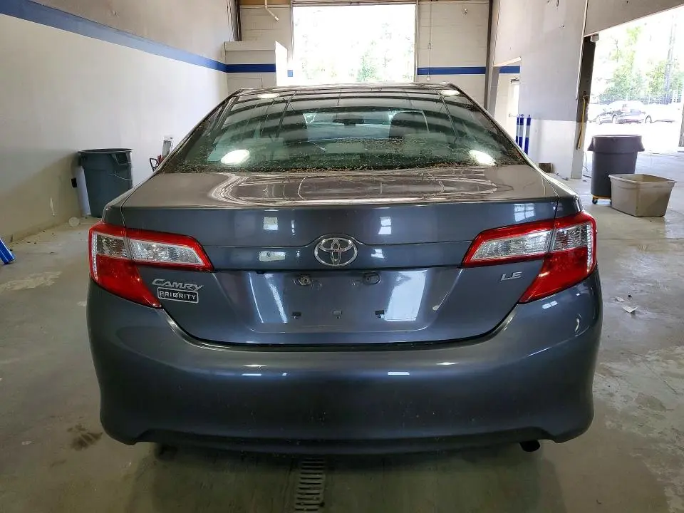 2014 TOYOTA CAMRY LE  