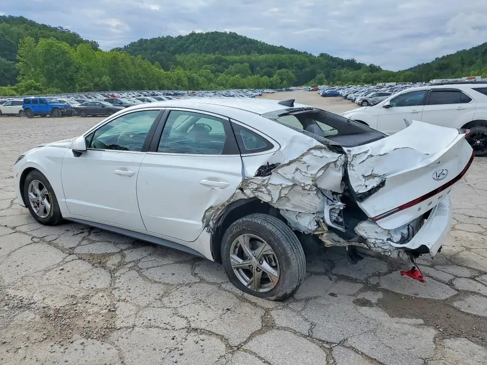 2021 HYUNDAI SONATA SE  