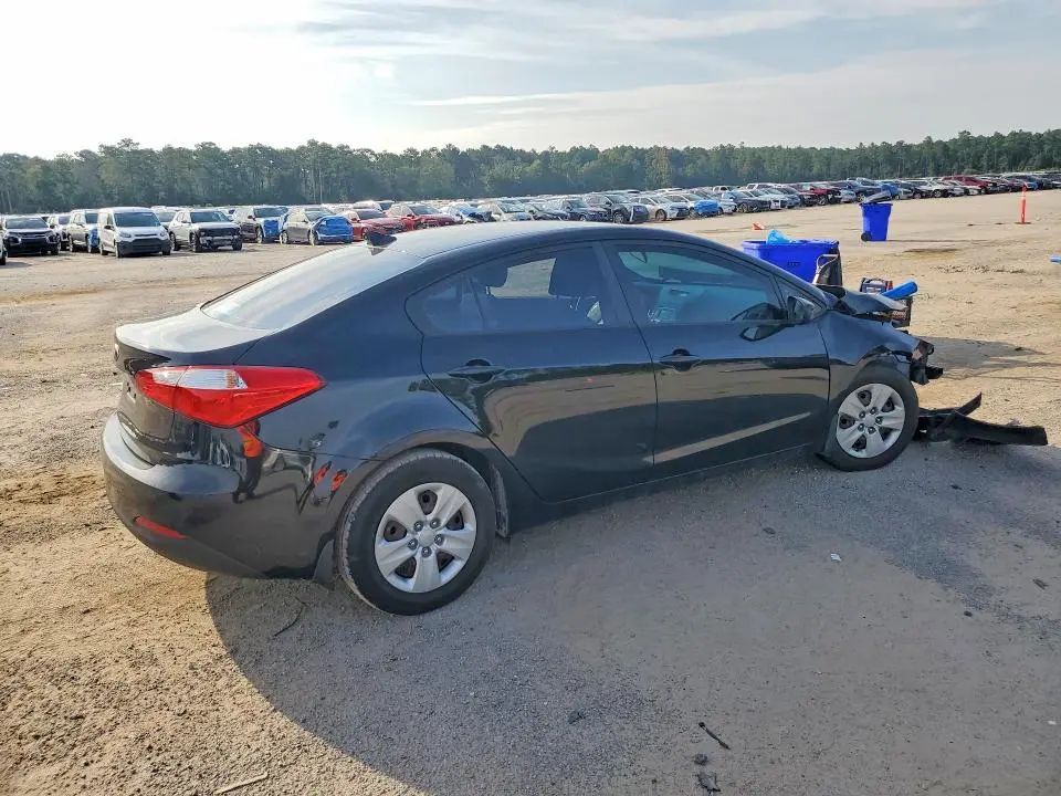 2016 KIA FORTE LX  