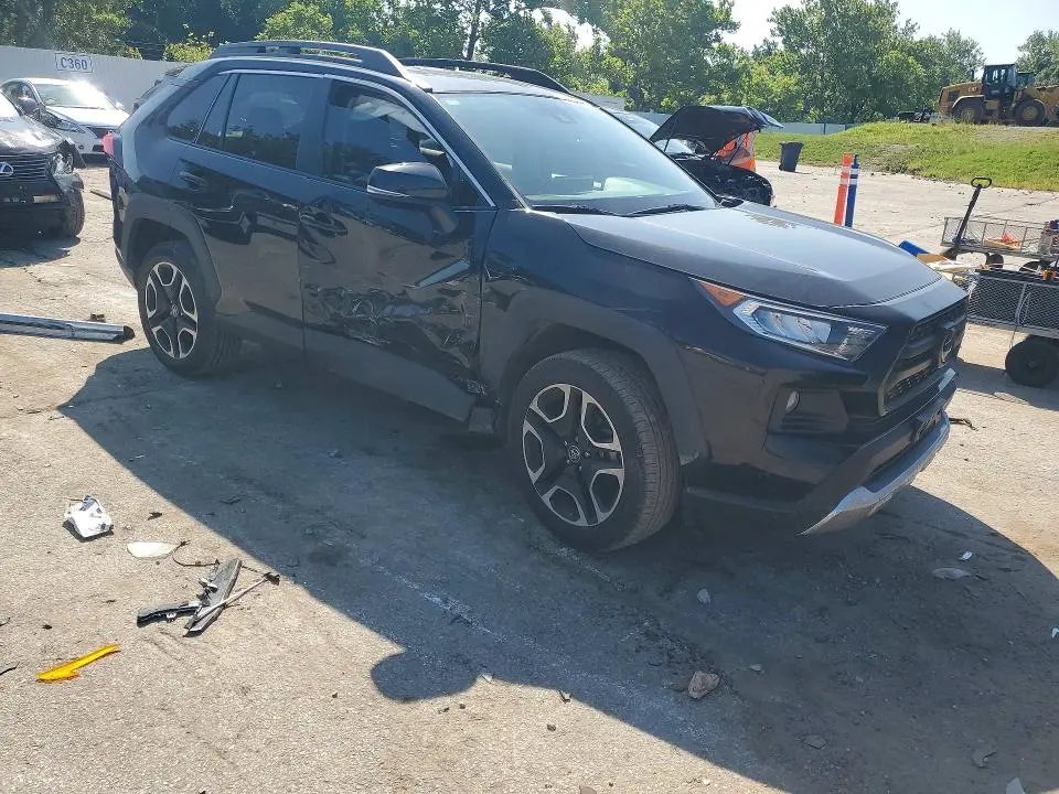 2020 TOYOTA RAV4 ADVENTURE  