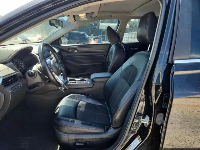 2021 NISSAN ALTIMA SR  